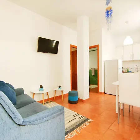 Apartamento A 1 Minuto A Pie De La Playa Alcala Apartment